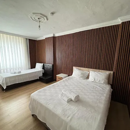 Hotel de apartamente Lina 3*